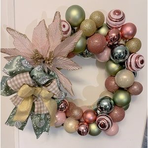 This is beautiful Christmas ball ornament wreath